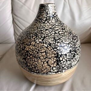 Pier 1 Import Vase Black and White Crackle Finish